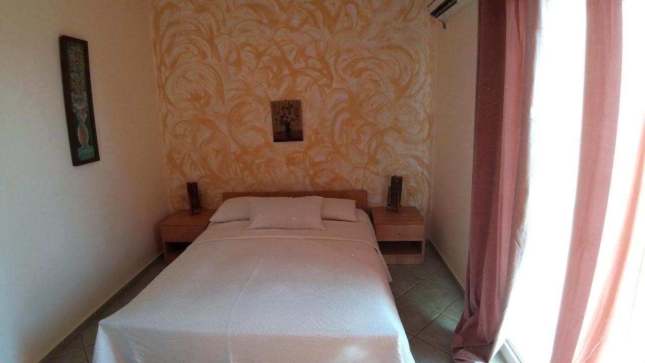 Malindi Rooms Porto Heli Eksteriør billede